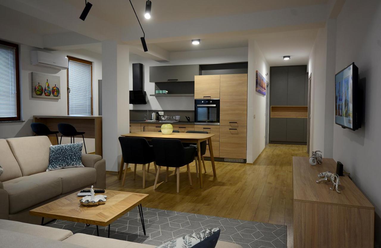 Central Apartments In Skopje City Center Kültér fotó